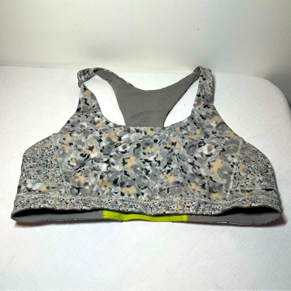 Lululemon Gray and Cream Sports Bra. Size 10 - Picture 1 of 4